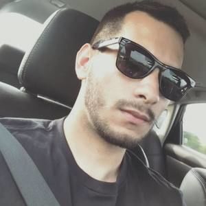 Meet your Posher, Rene